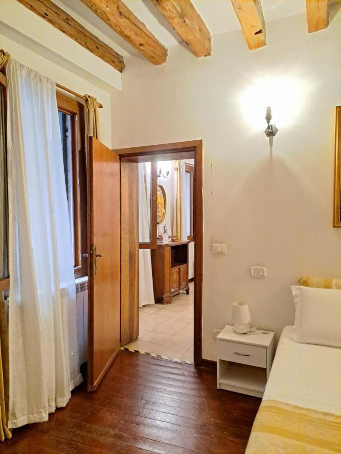 Appartamento Rialto Laura Veneza Exterior foto